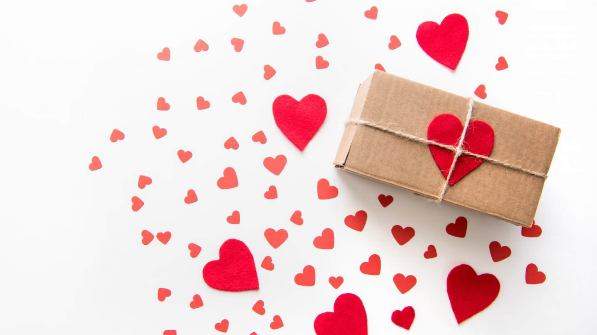 heart printed boxes